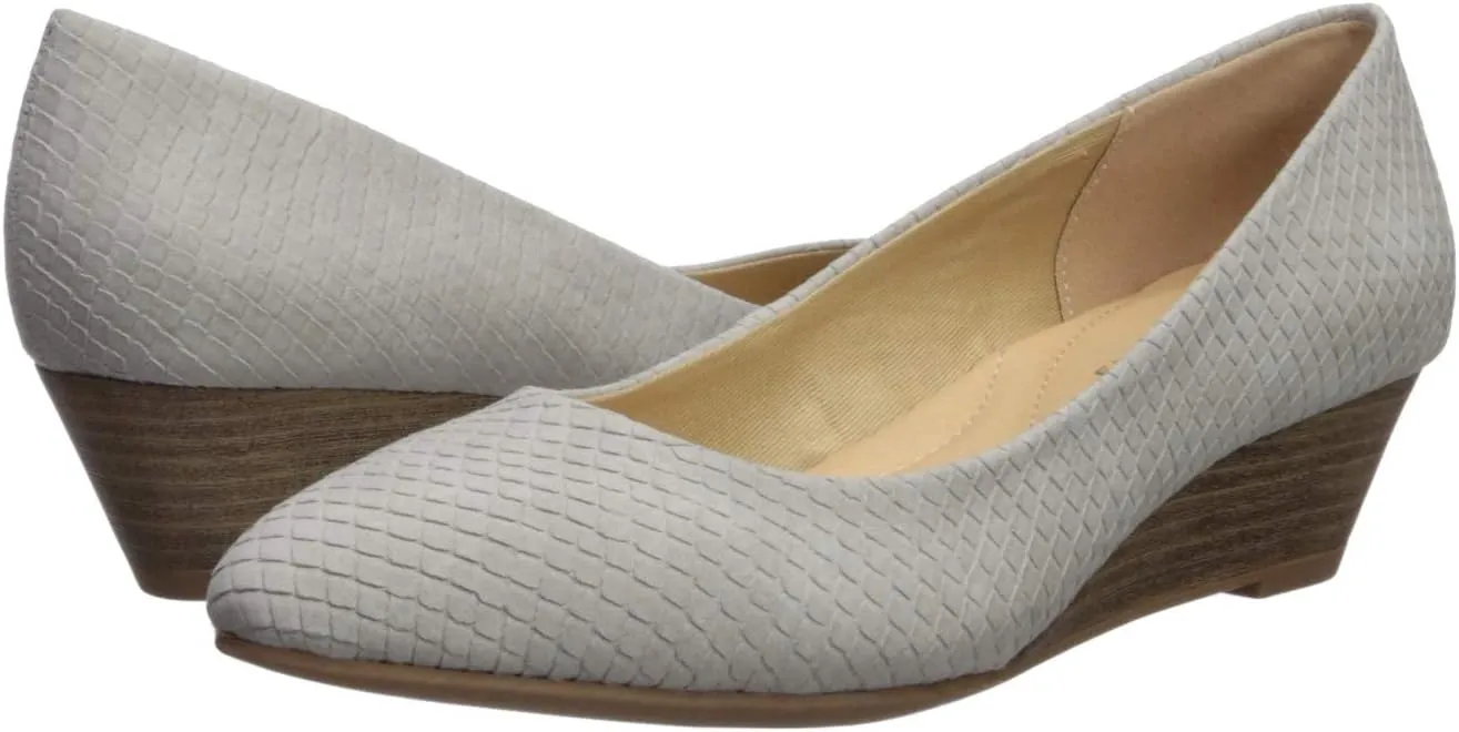Chinese Laundry Women's Alyce Pump