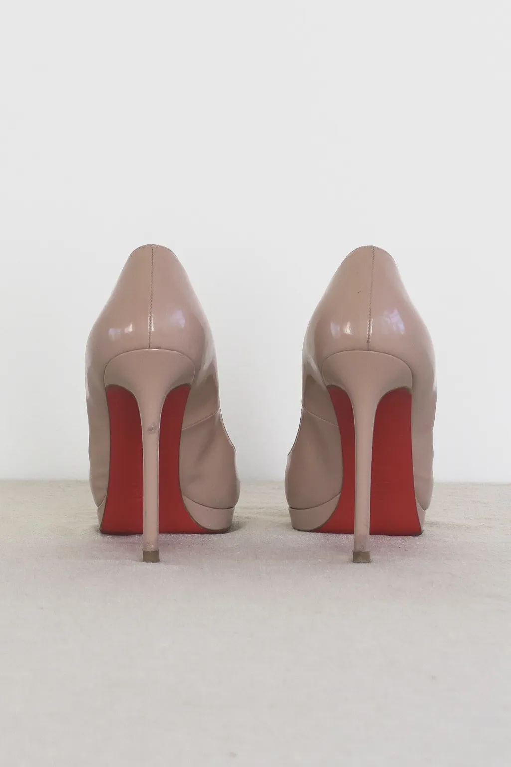 Christian Louboutin Pigalle Plato Pumps