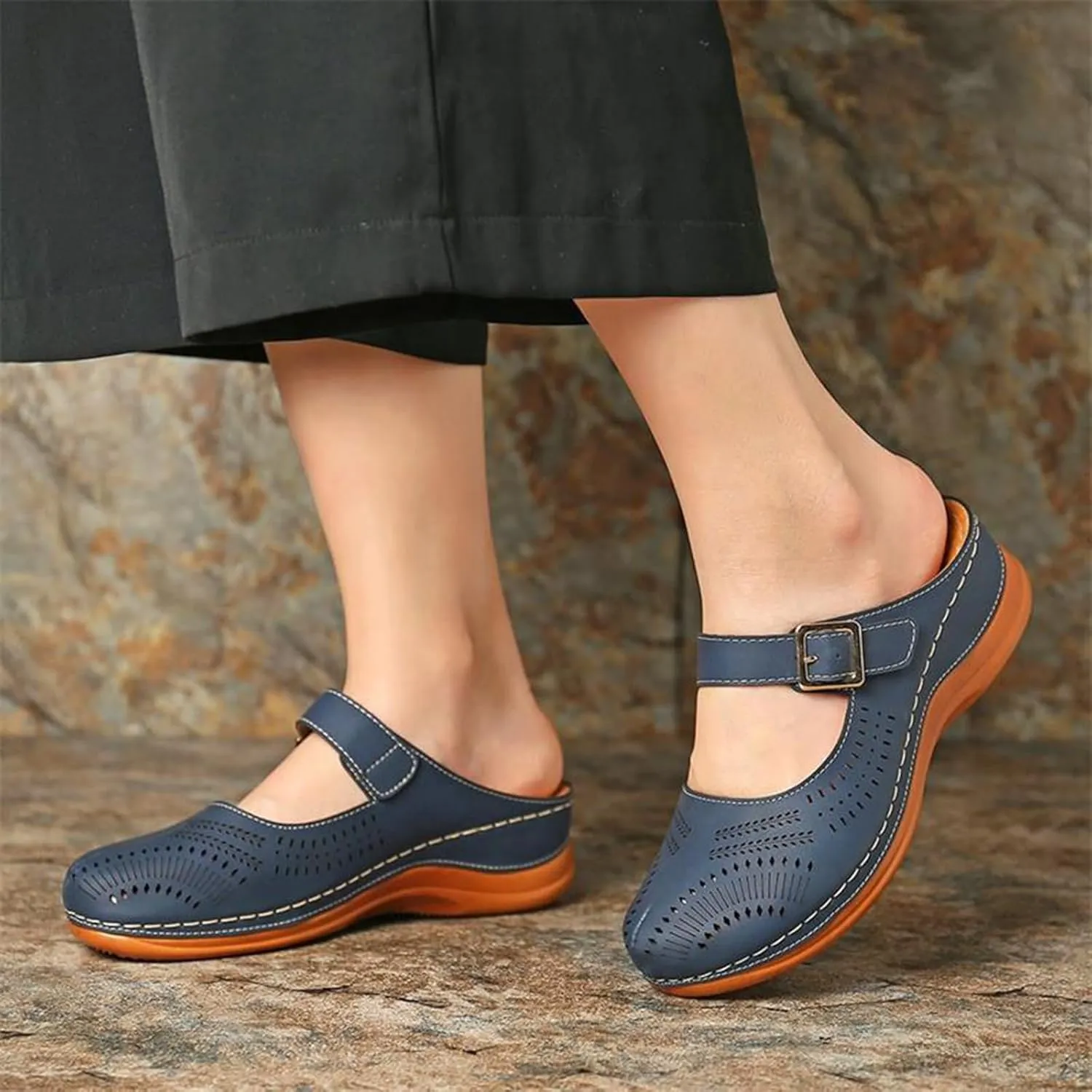 Clogs for Women Mule Sandals Comfortable Summer Platform Orthopedic Sandals, Round Toe Closed Toe Walking Slippers Hollow Out Breathable Buckle Walking Shoes