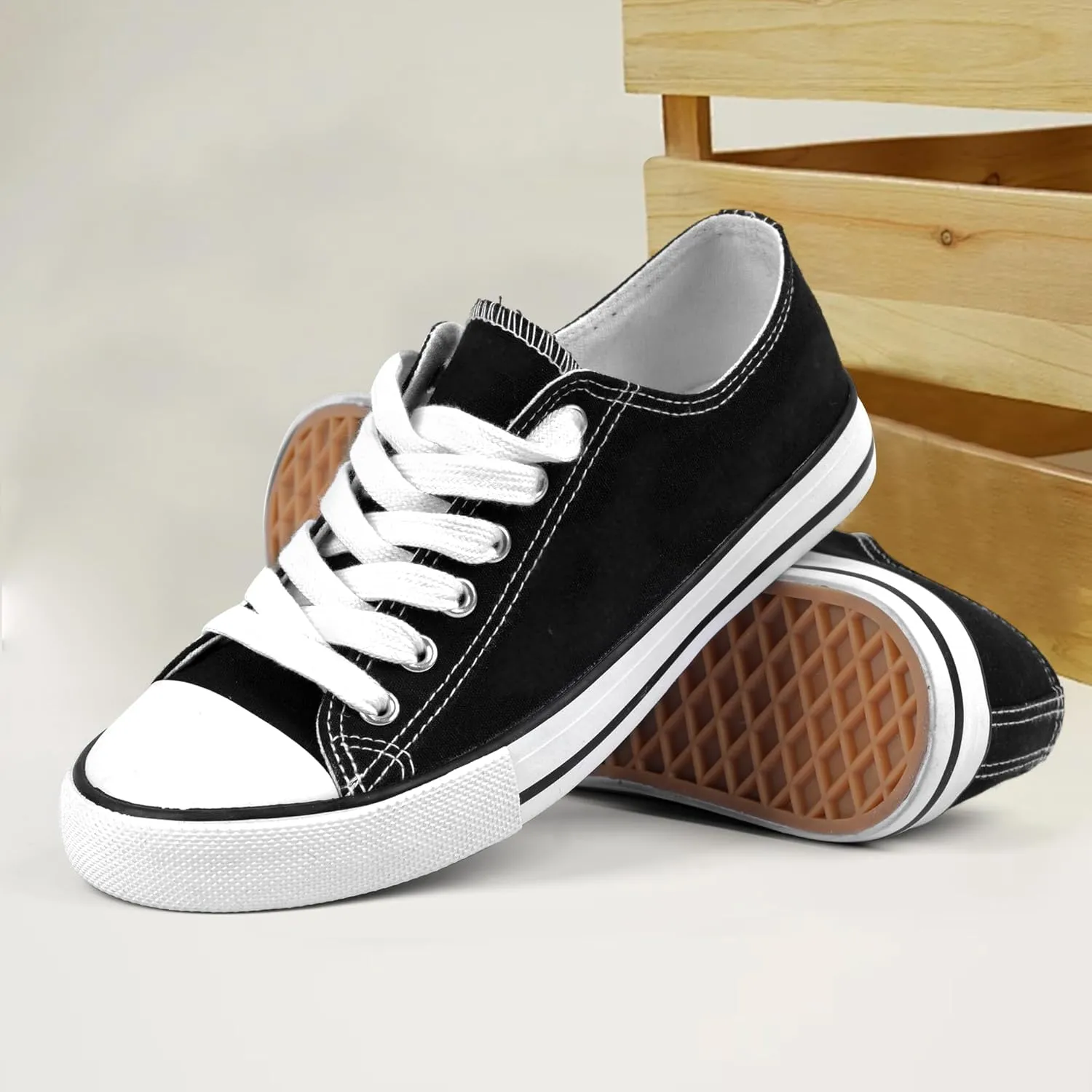Colgo Women's Canvas Shoes, Lace-Up Low-Top Comfortable Breathable Sneakers for Women, Non-Slip Fashion Flats