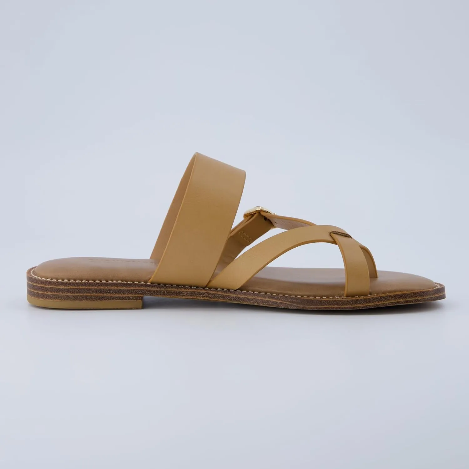 CUSHIONAIRE Laws Women’s Flat Sandal – Faux Leather Slip-On with Toe Loop, Adjustable Buckle & Cushioned Footbed