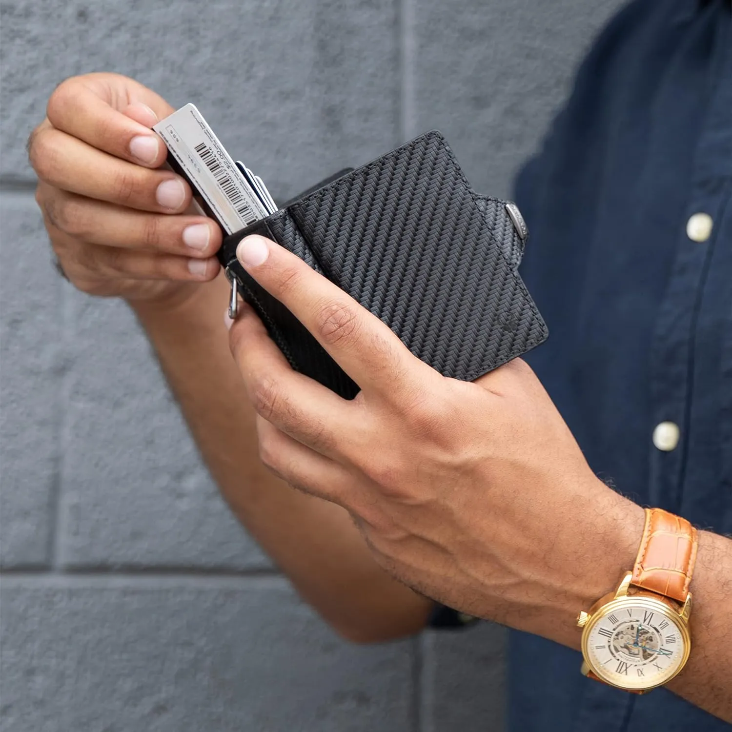 DONBOLSO Wallet Flip I Slim Wallet with Flip Case I Card Holder for Up to 10 Cards