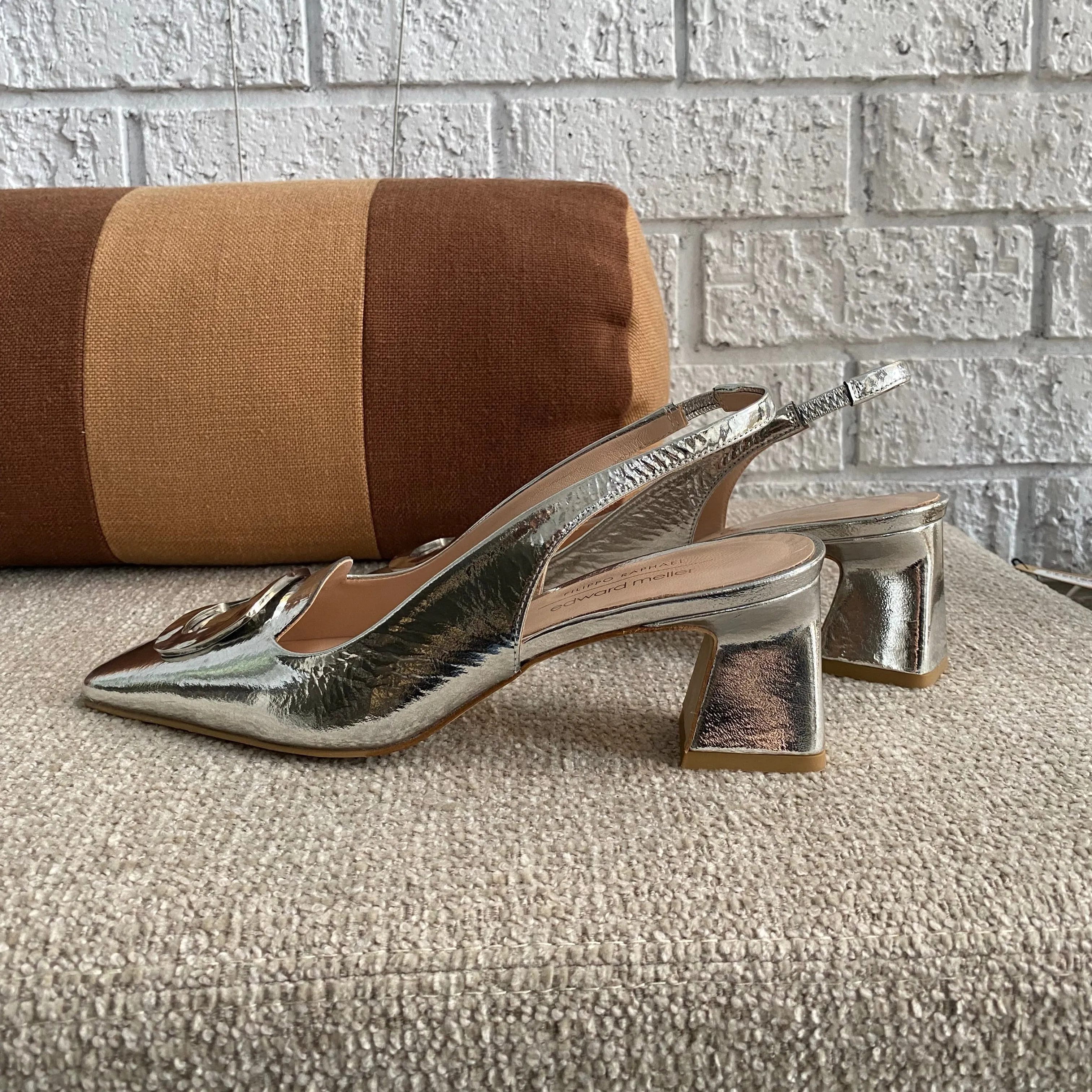 Edward Meller Albert Throat Slingback Pump - Size 39