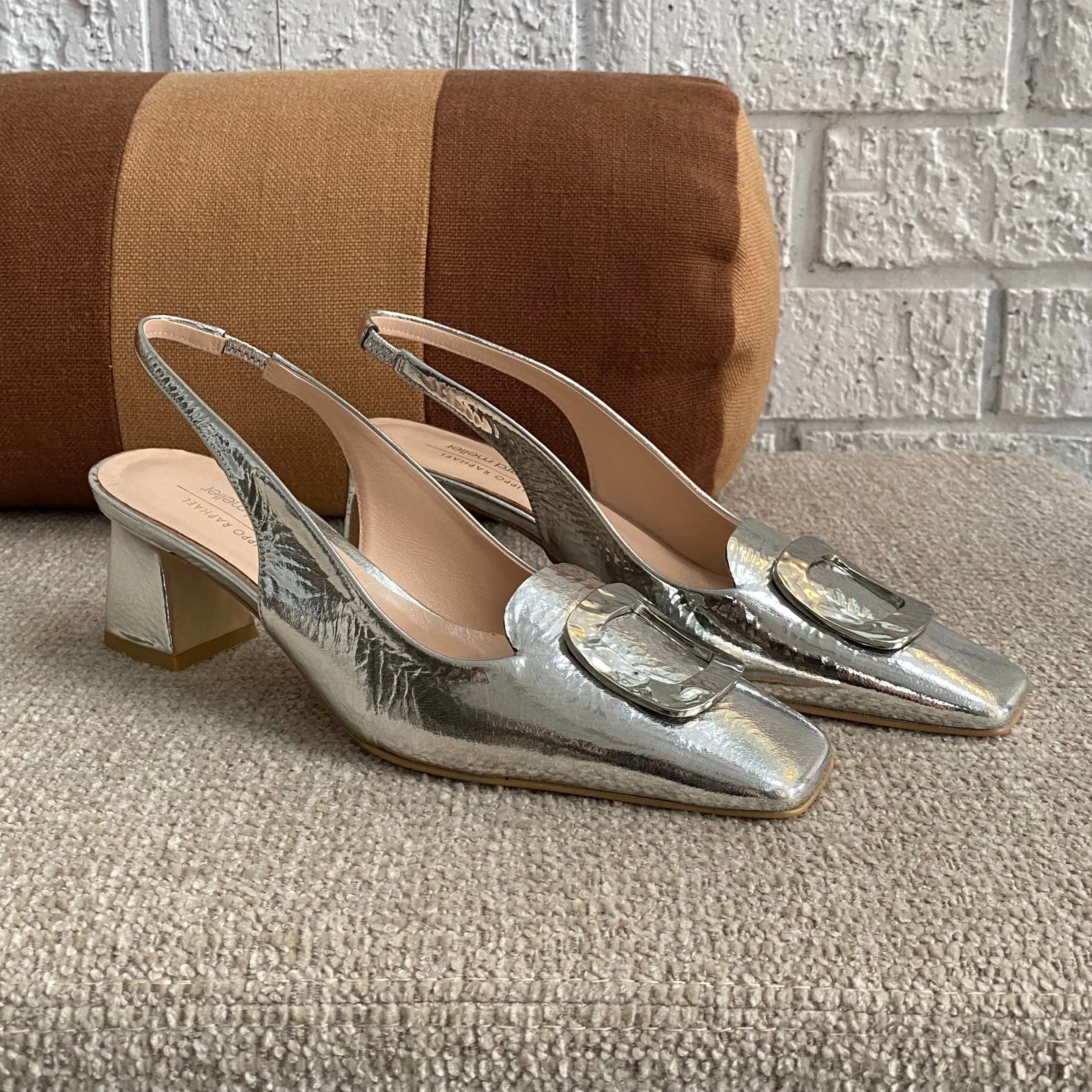 Edward Meller Albert Throat Slingback Pump - Size 39
