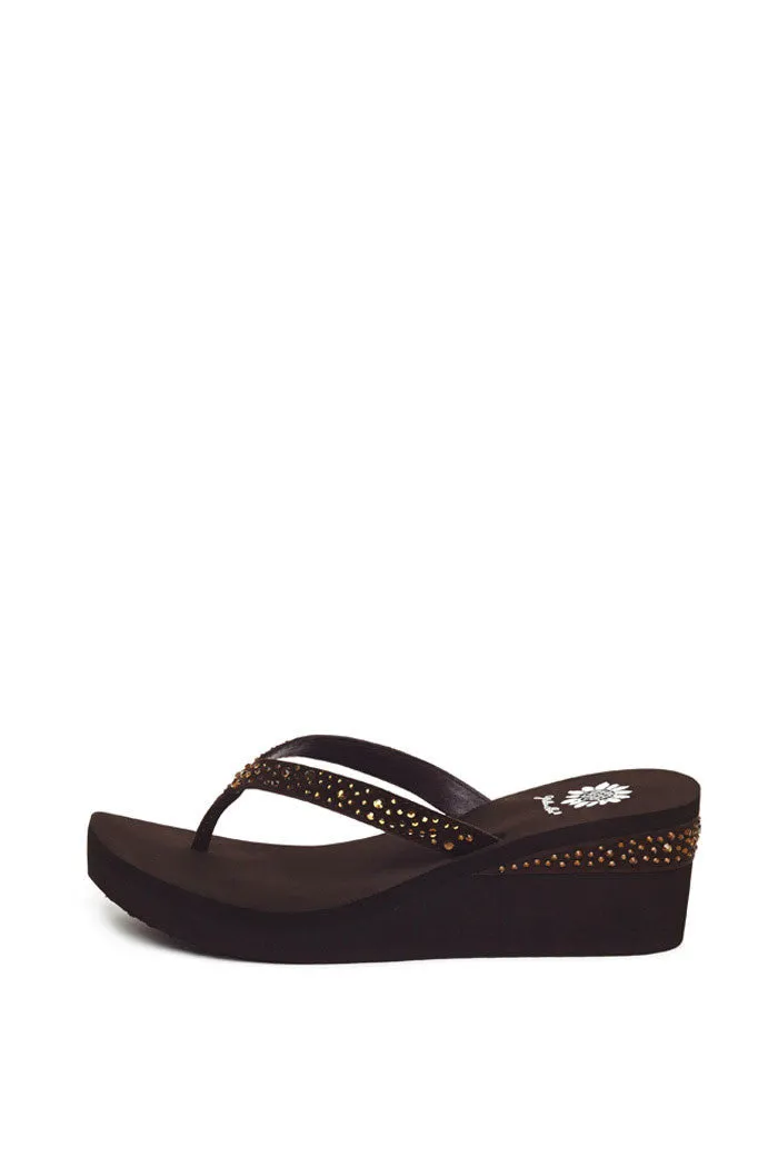 Everett Wedge Flip-Flop in Brown