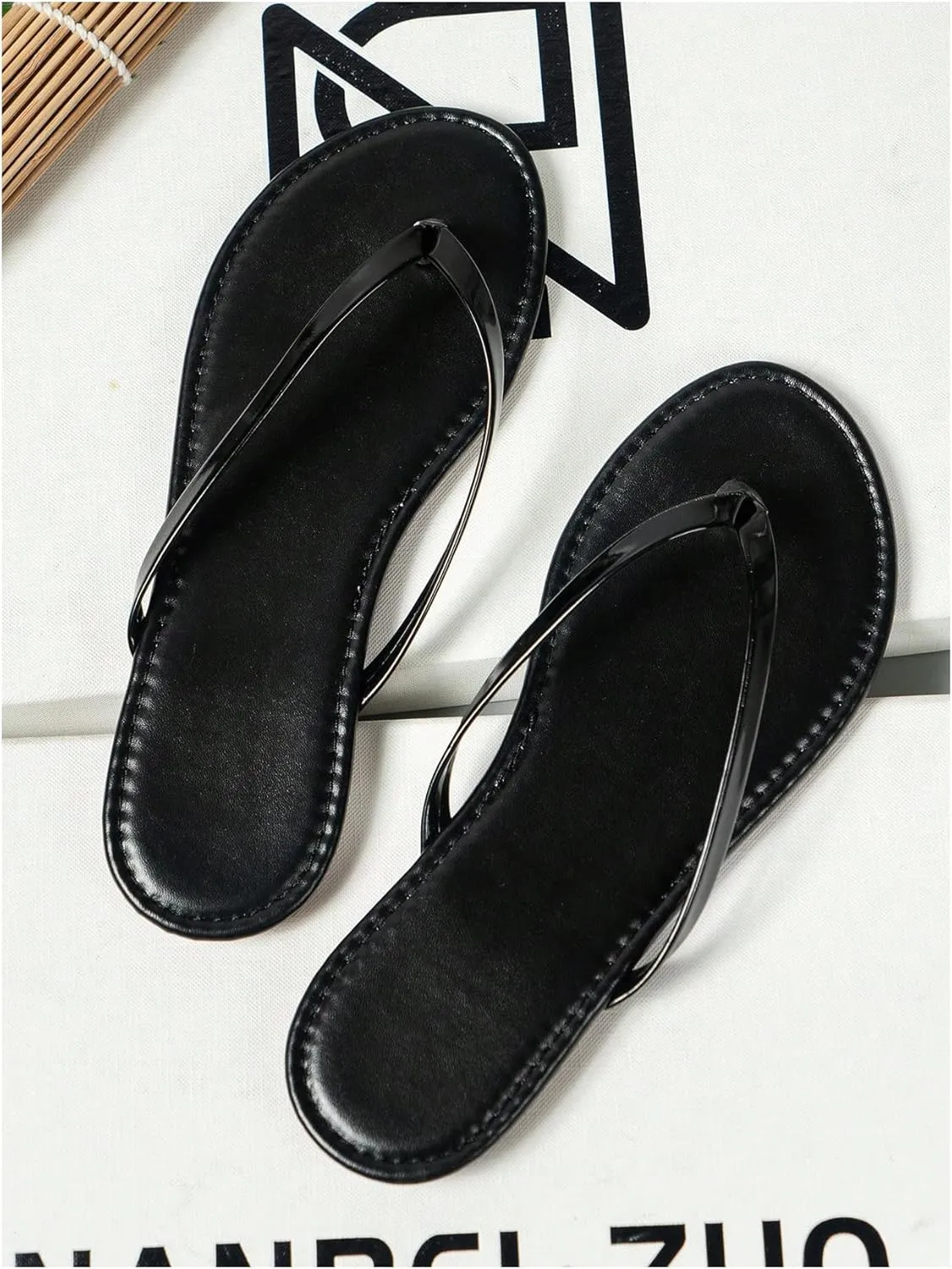 GORGLITTER Women's Flip Flops Summer Beach Sandals for Women 2025 Comfortable Thong Flats Slippers