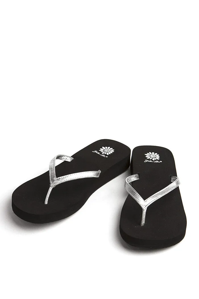 Jetta Flip-Flop in Silver