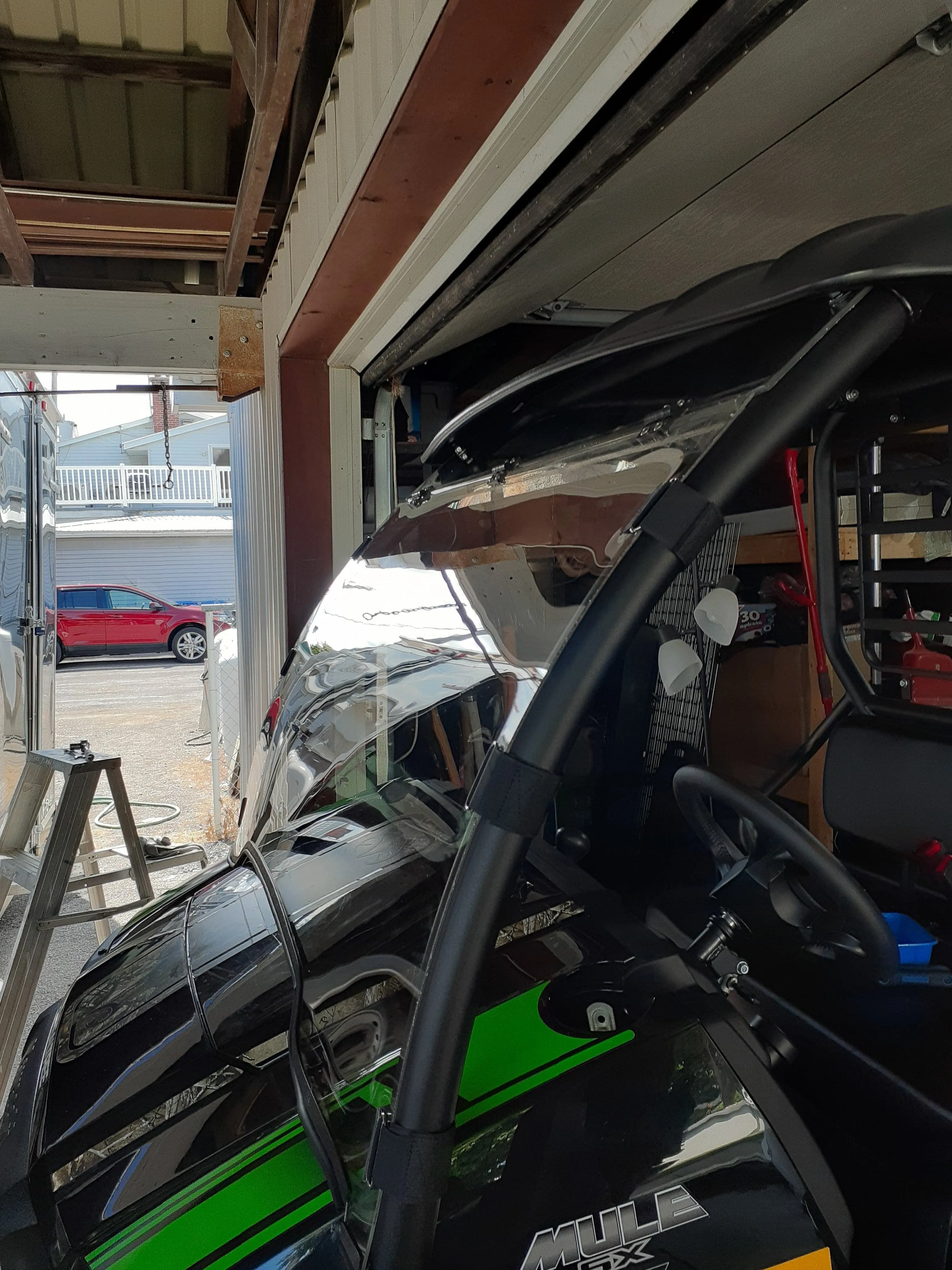 KAWASAKI MULE SX 2017  Windshield Folding Up