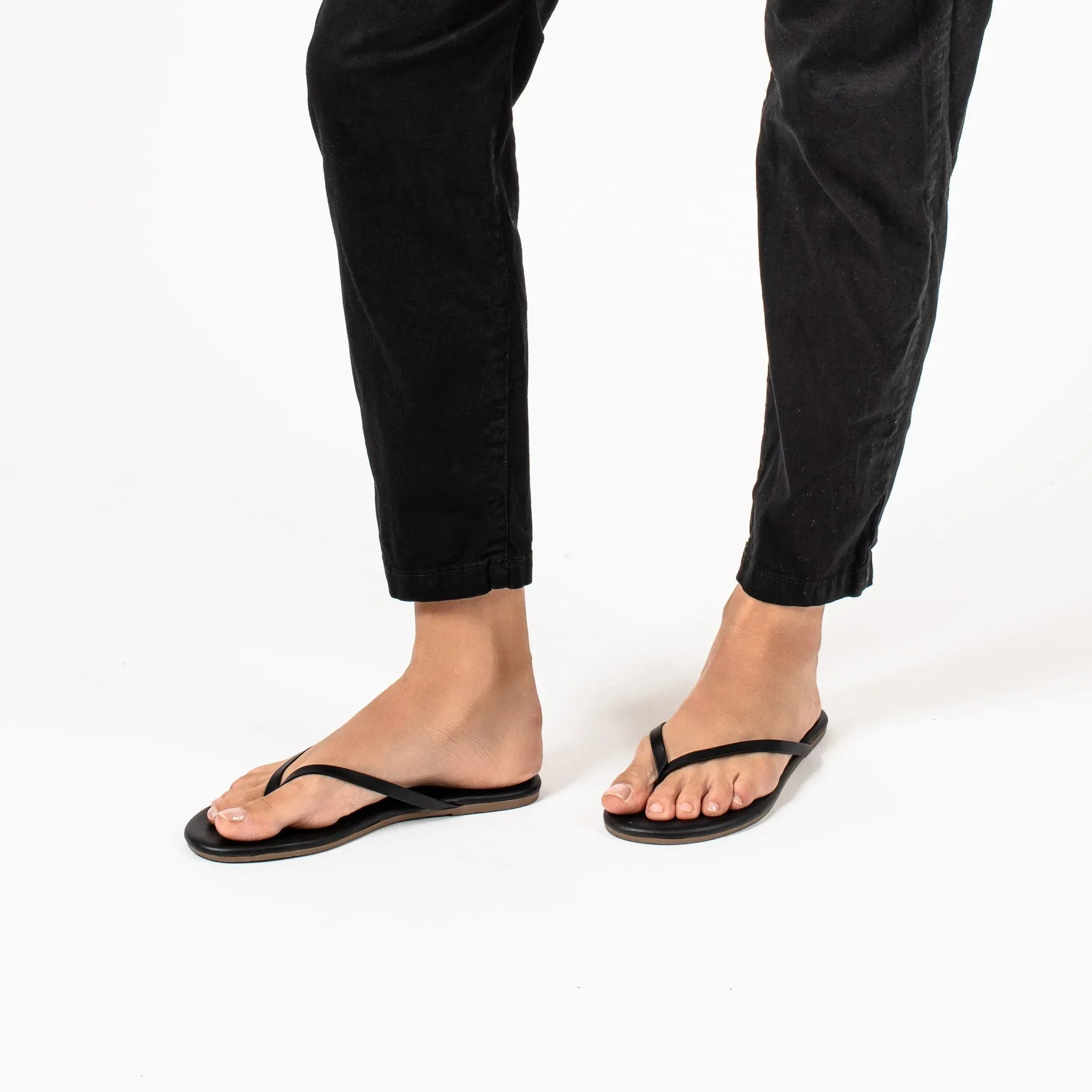 Lily Liners Leather Flip Flops (Sable)