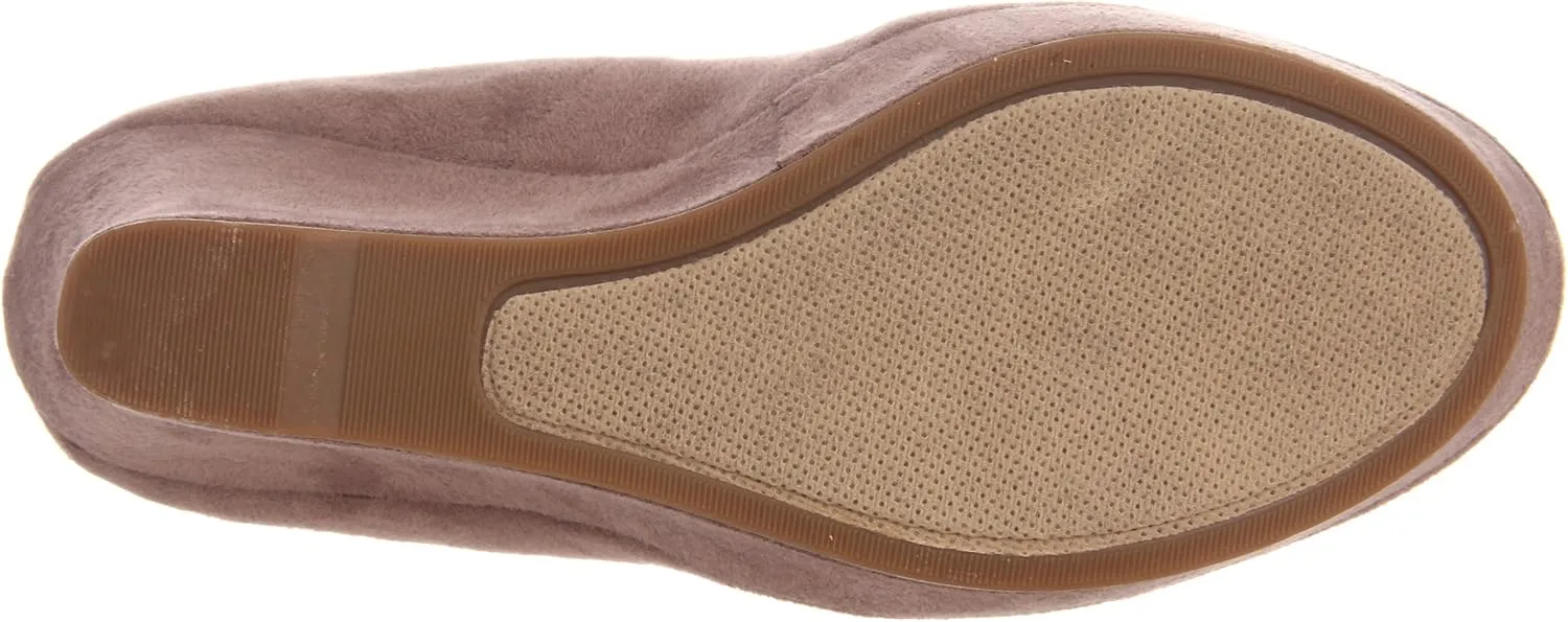 Madden Girl Women's Raimmy T-Strap Pump
