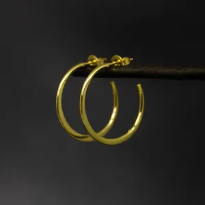 Minimal Flat Hoop Earrings