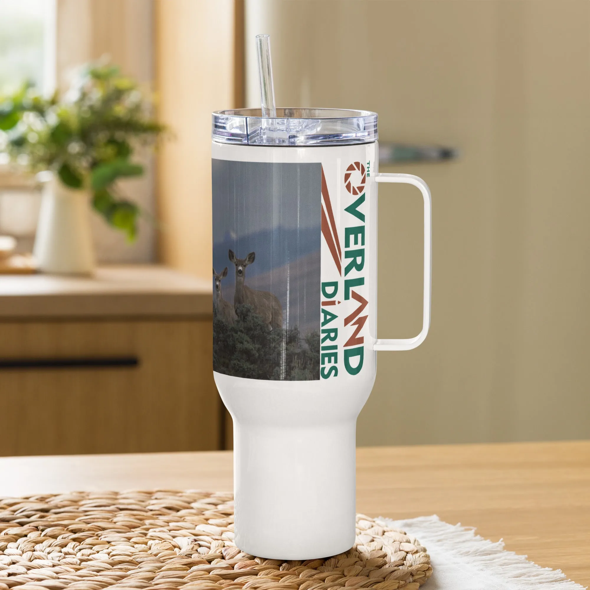 Mule Deer Travel mug with a handle