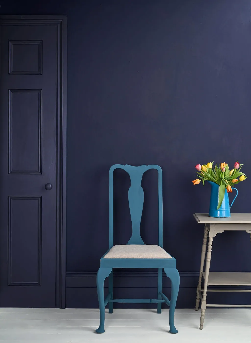 Oxford Navy Satin Paint 750ml