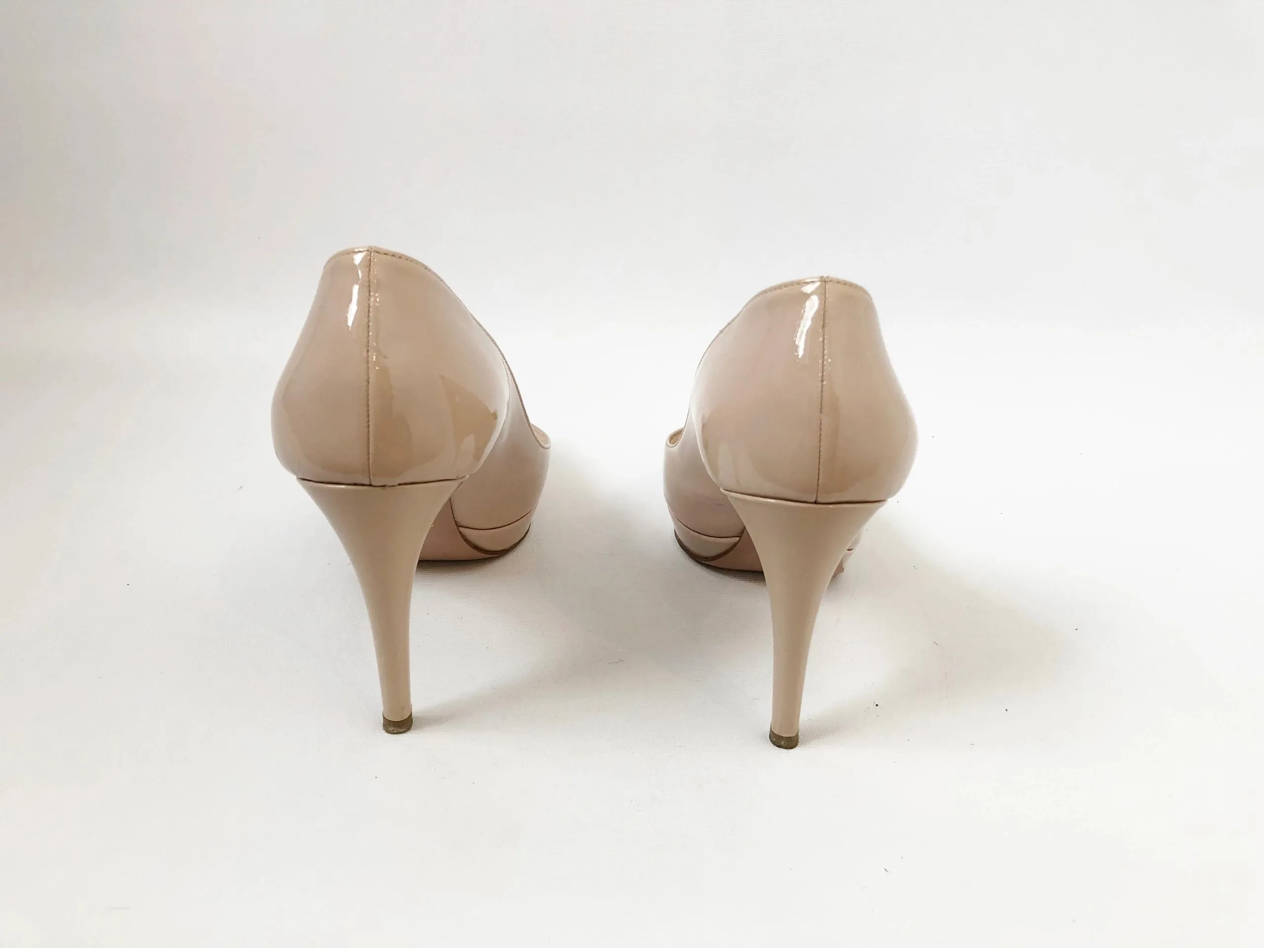 Prada Patent Leather Platform Pump Size 38 It (8 Us)