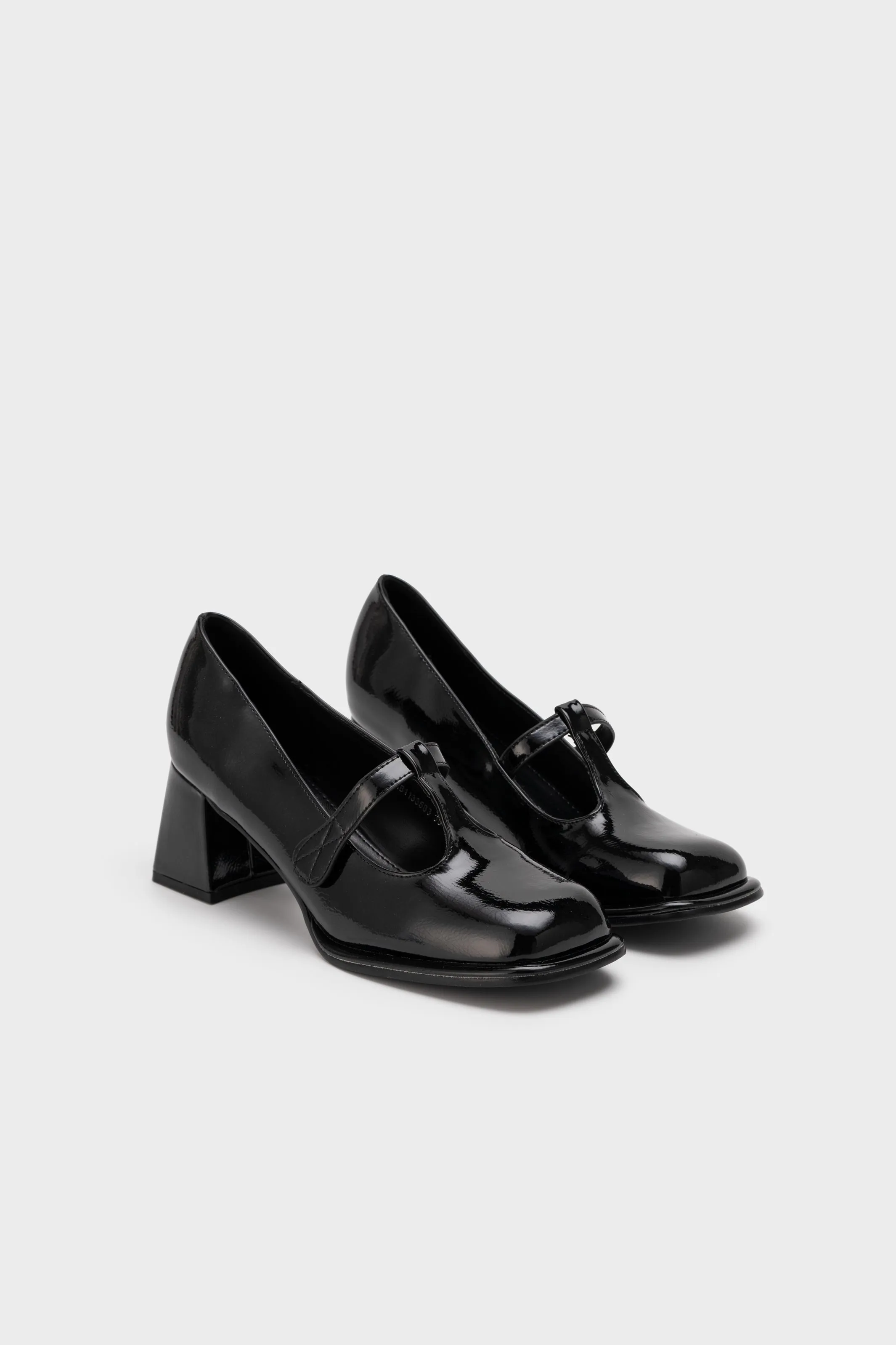 T BAR CHUNKY HEEL PUMP
