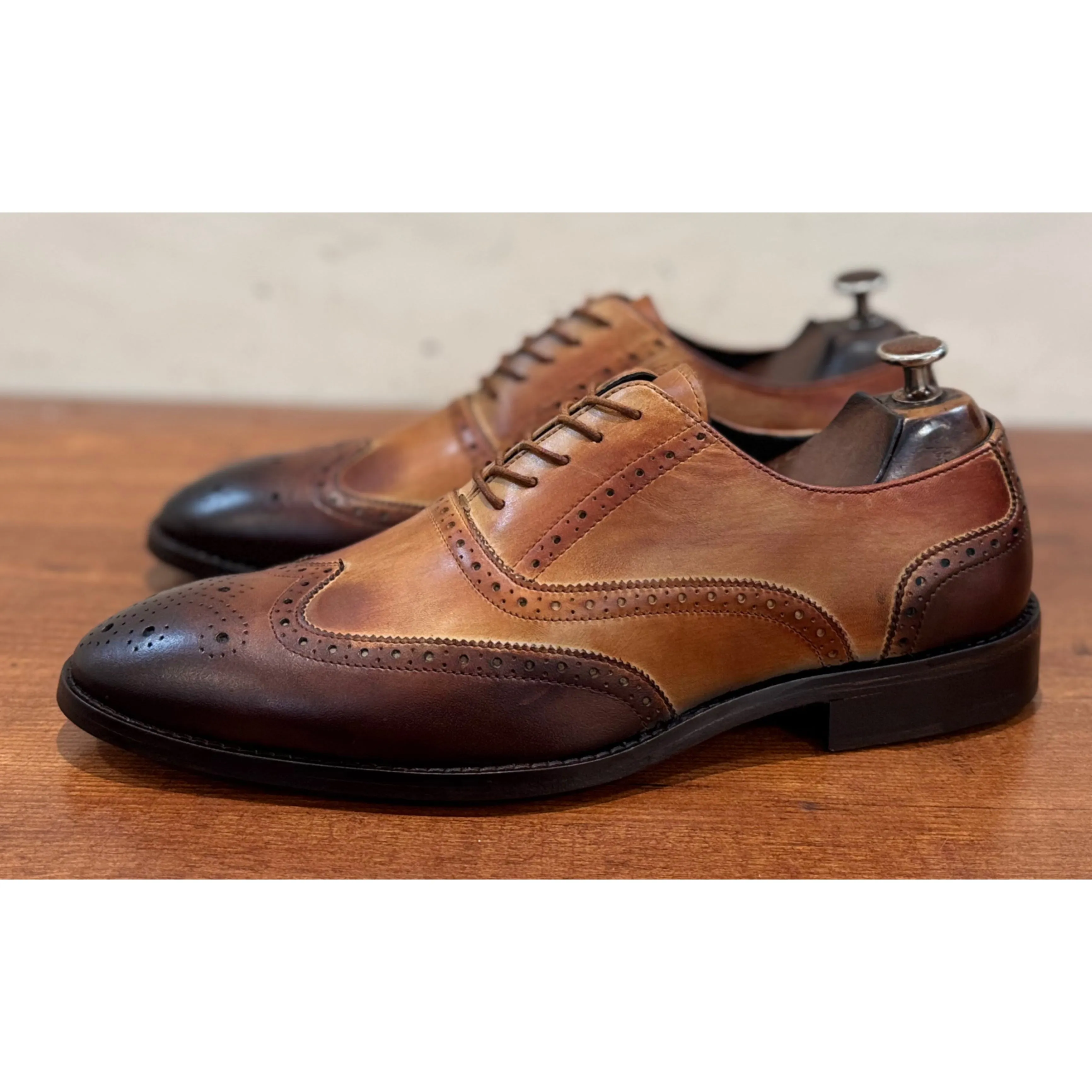 Tan Classic Oxford Brogue’s