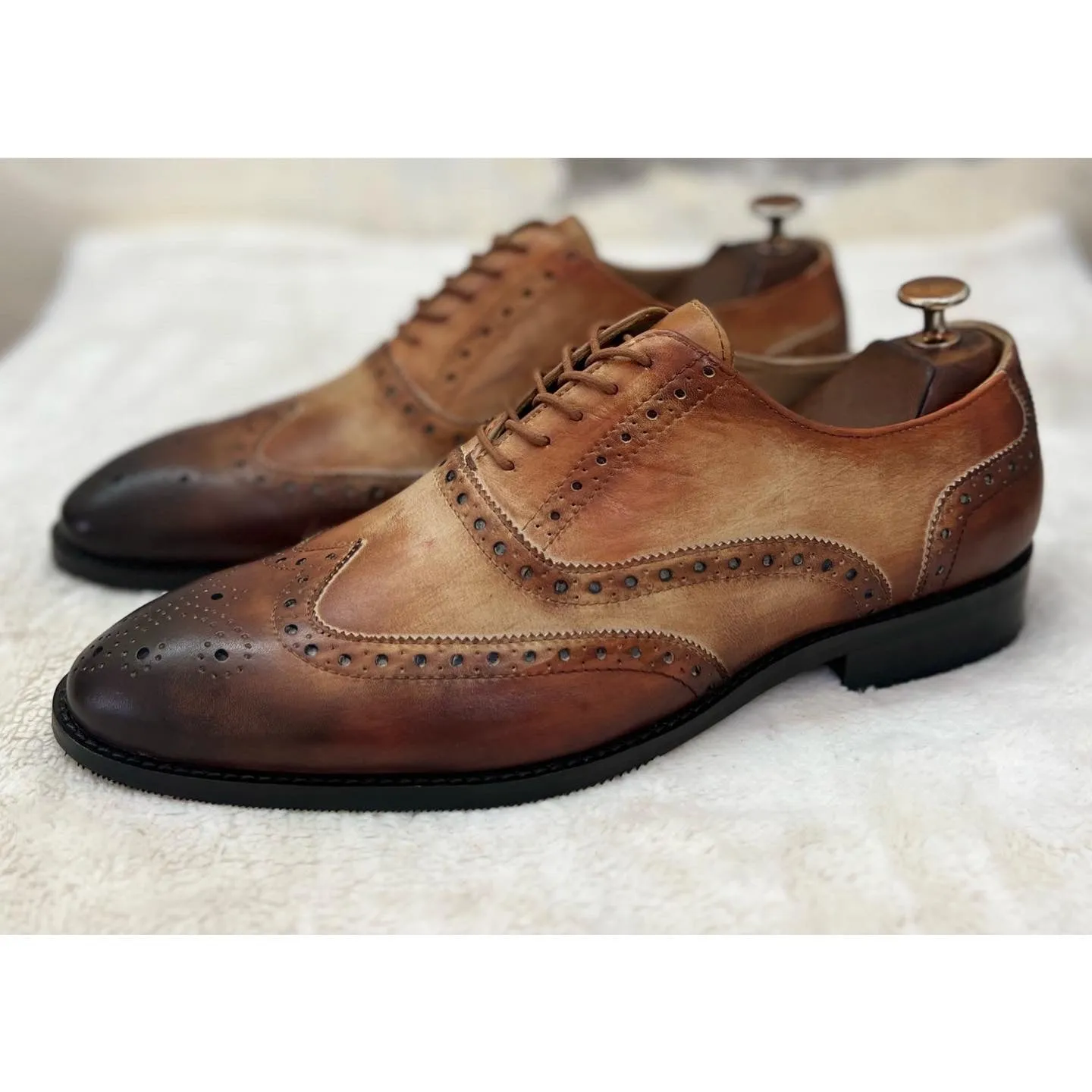 Tan Classic Oxford Brogue’s