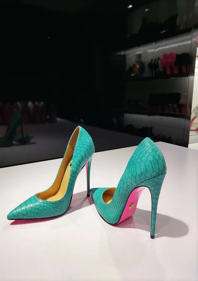 TAYA TURQUOISE CROCK