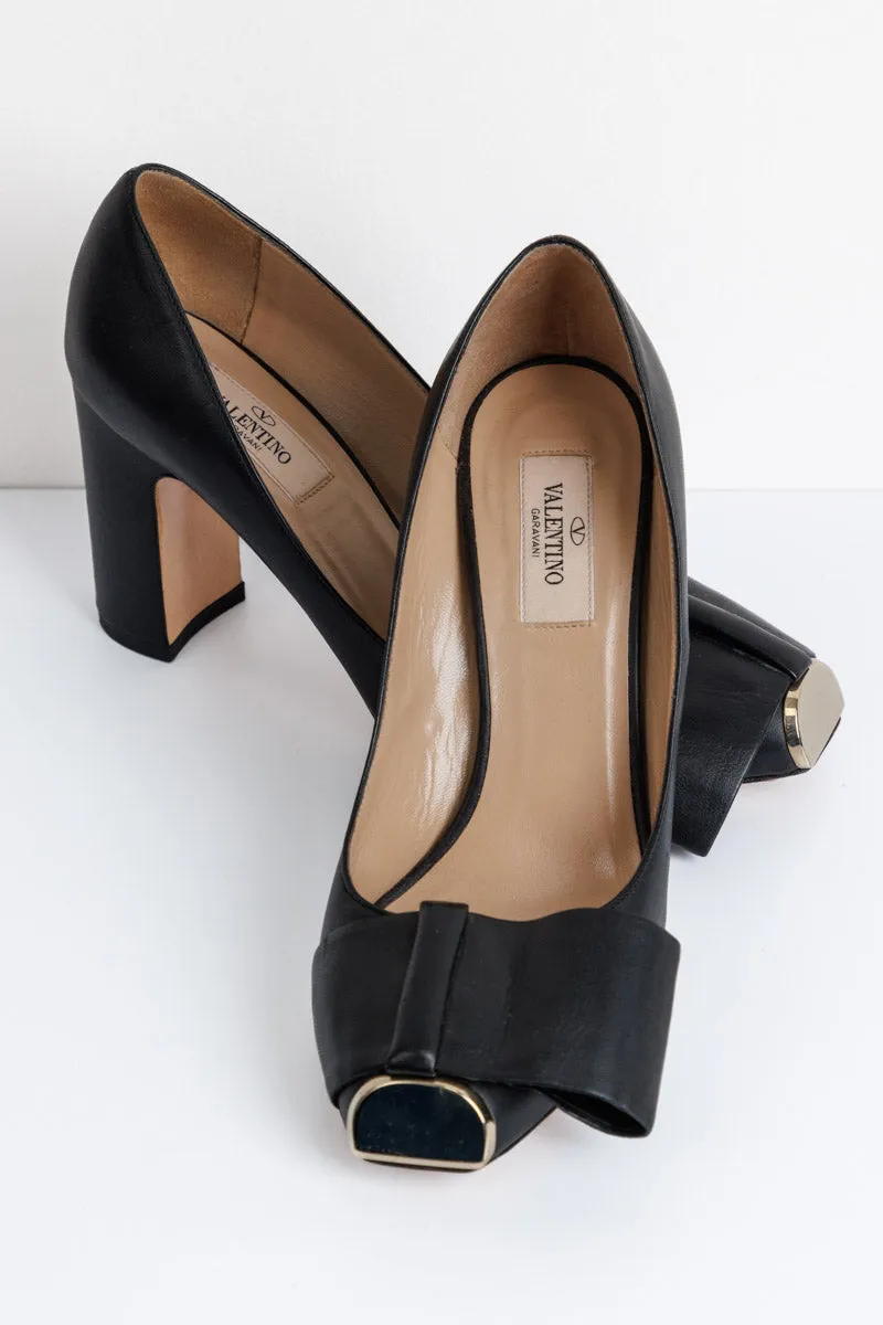 VALENTINO GARAVANI Black Leather Half Bow Block Heel Pumps