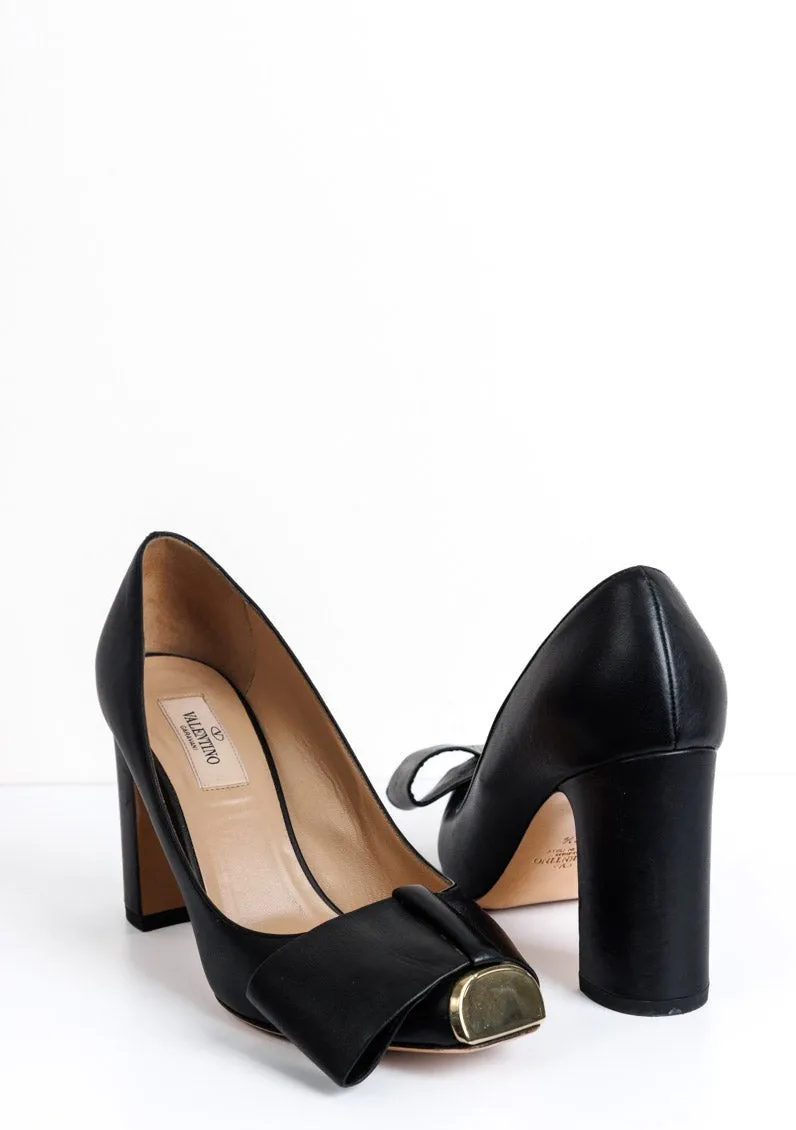 VALENTINO GARAVANI Black Leather Half Bow Block Heel Pumps