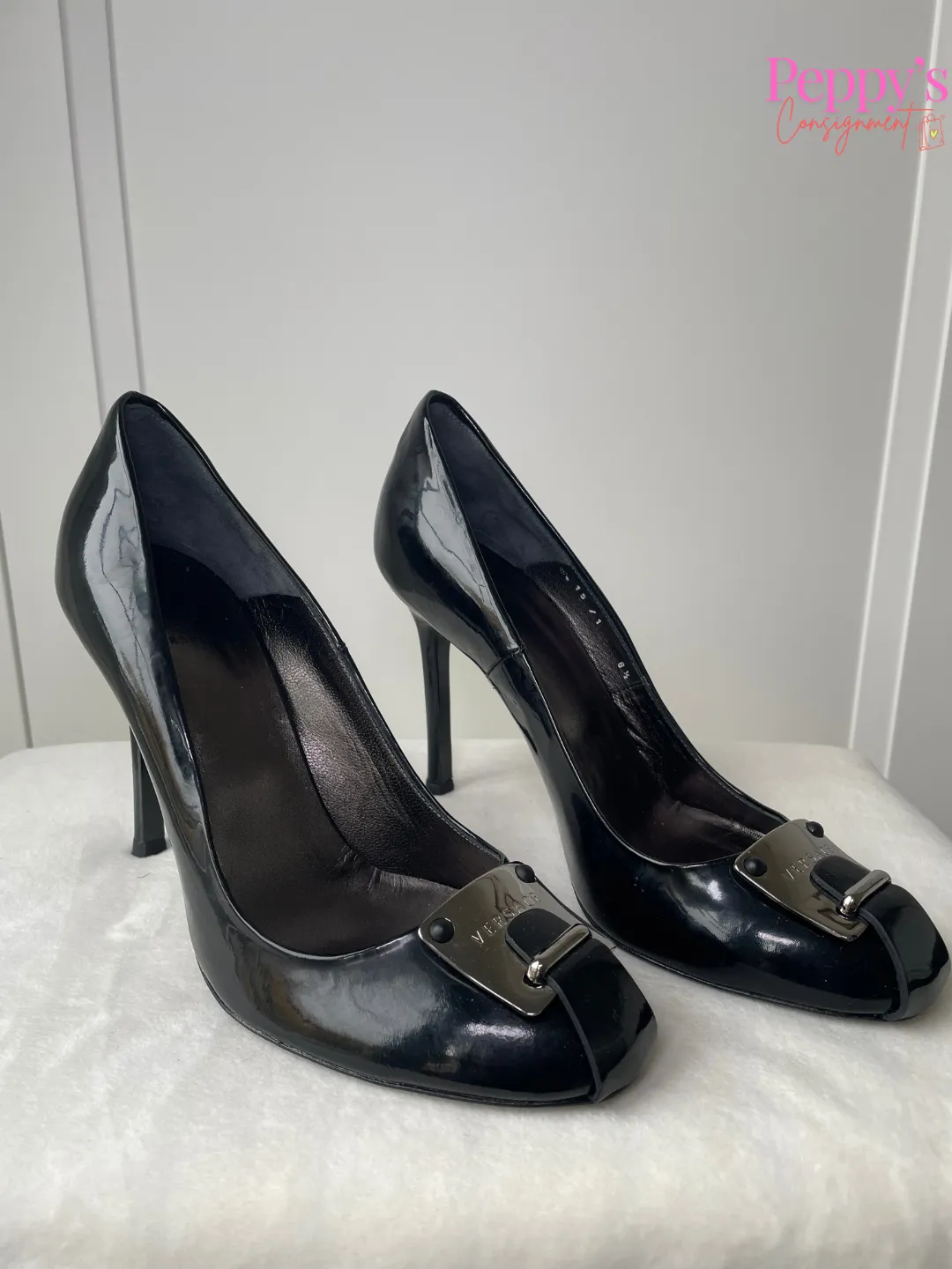 Versace Patent Pump Size 38.5