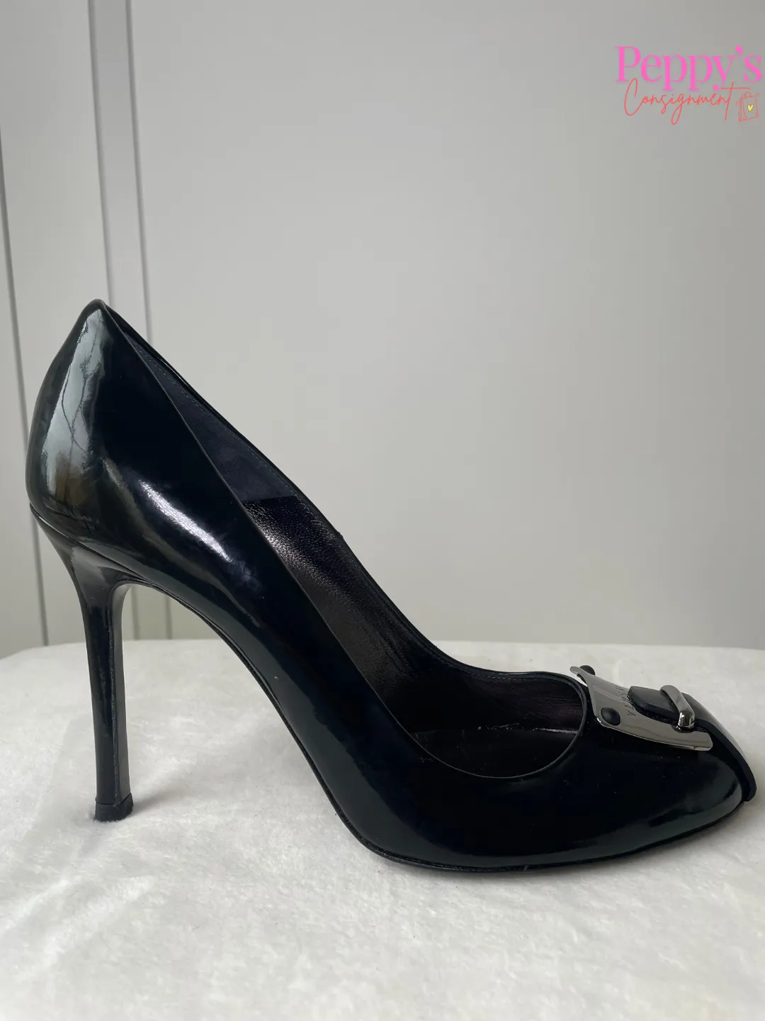 Versace Patent Pump Size 38.5