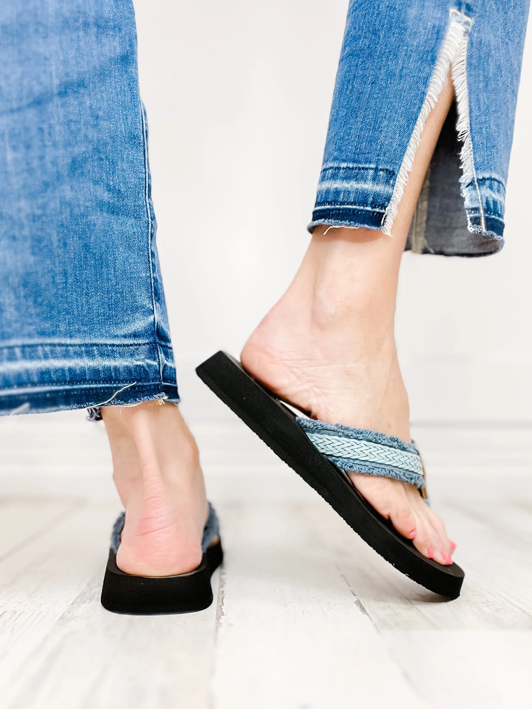 Yellowbox Fianni Flip Flop Shoes in Denim