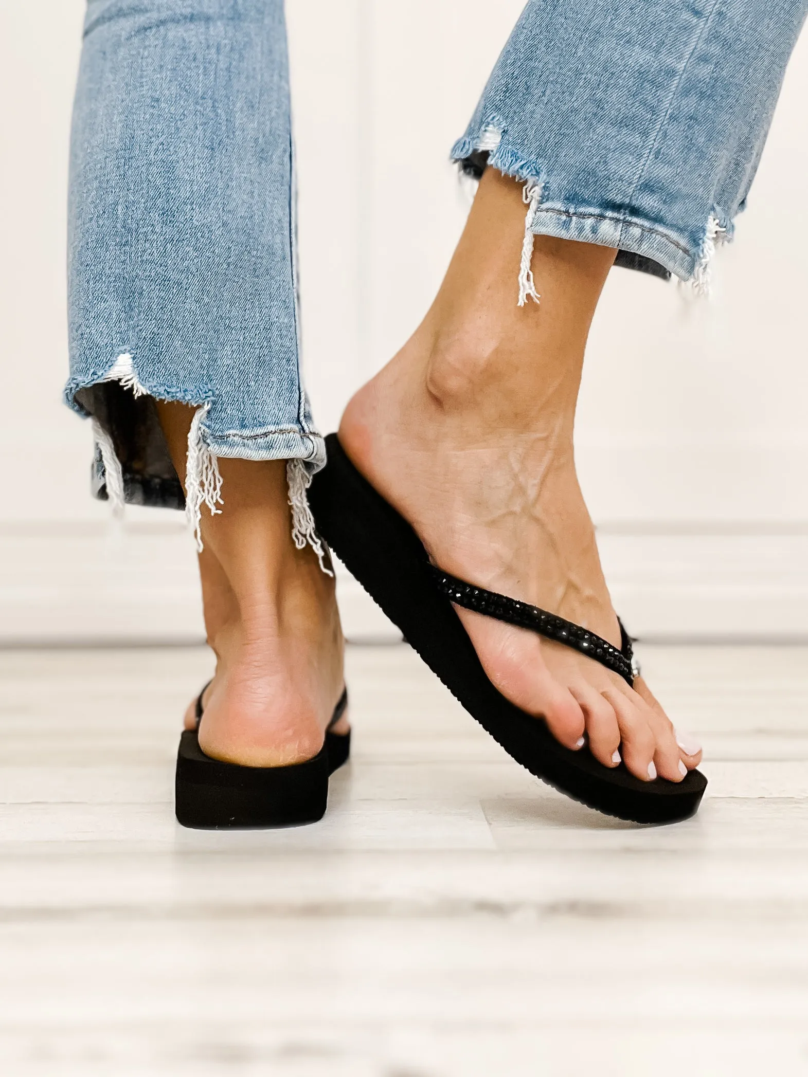 Yellowbox Jello Rhinestone Sandal in Solid Black
